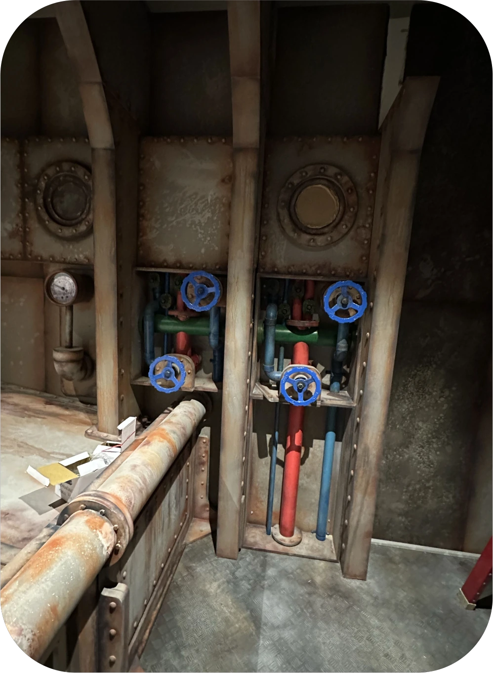 Submarine room detail