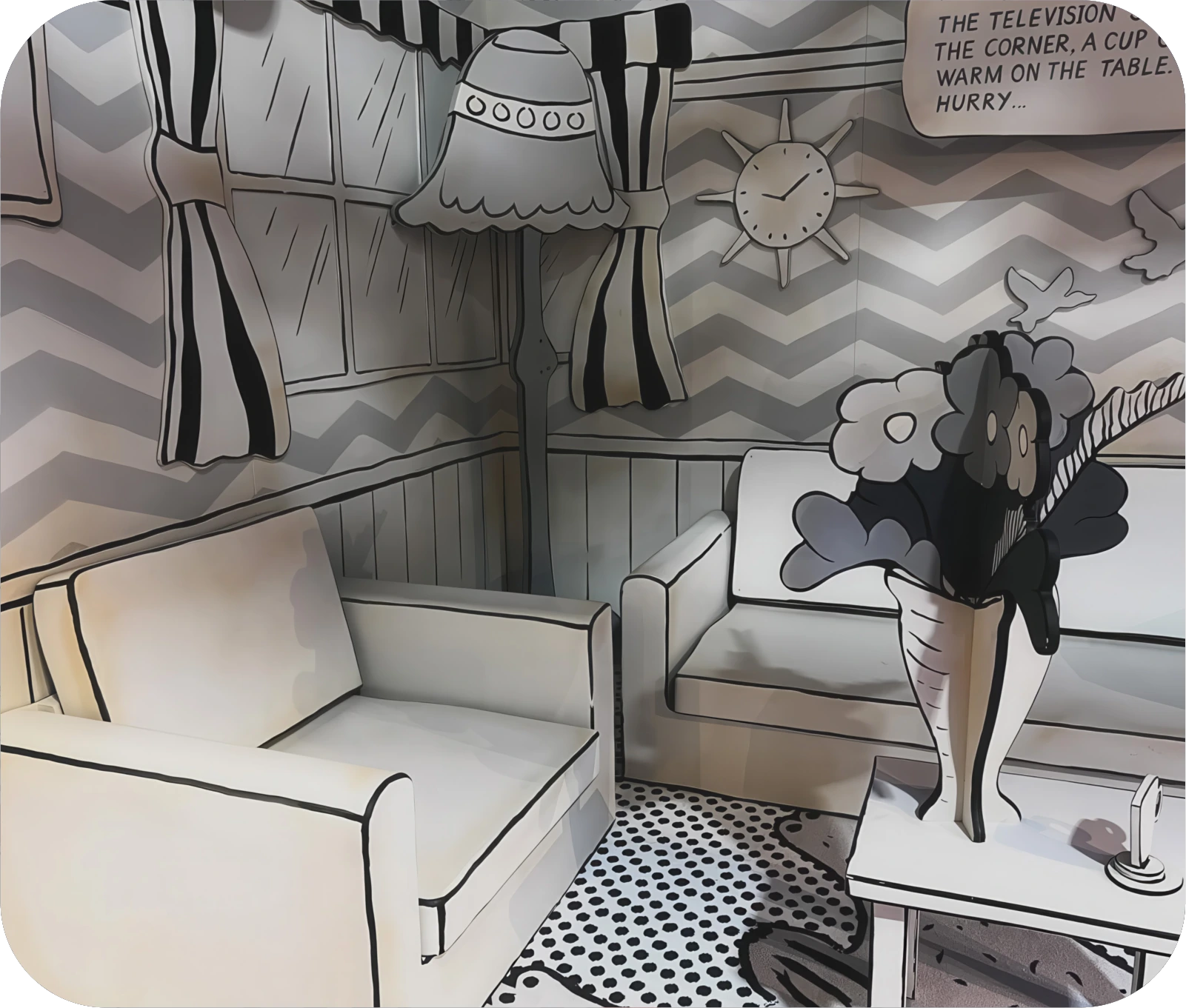 Pop Art minigolf room detail