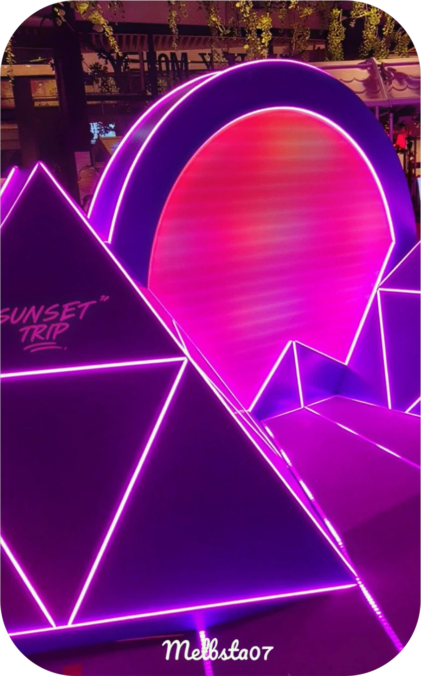 Synthwave loop detail
